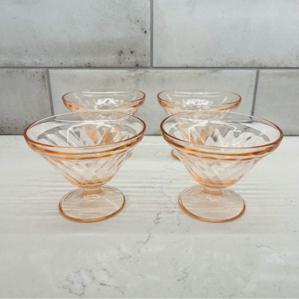 HAZEL ATLAS Vintage Diamond Optic Pink Champagne / Tall Sherbet Glasses Set of 4